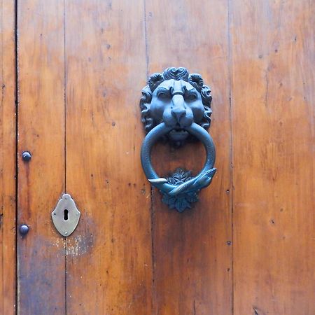 Stunning Apt 5Min Walk To Duomo فلورنس المظهر الخارجي الصورة