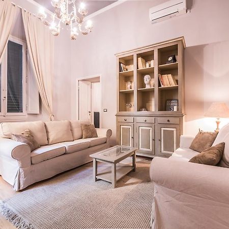Stunning Apt 5Min Walk To Duomo فلورنس المظهر الخارجي الصورة