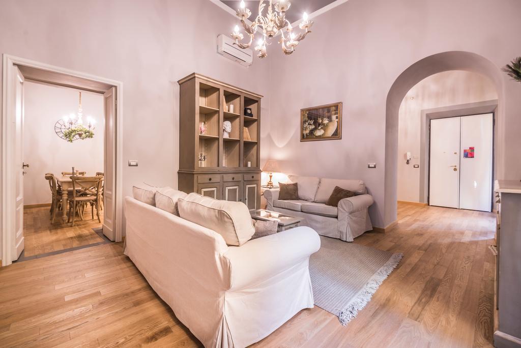 Stunning Apt 5Min Walk To Duomo فلورنس المظهر الخارجي الصورة